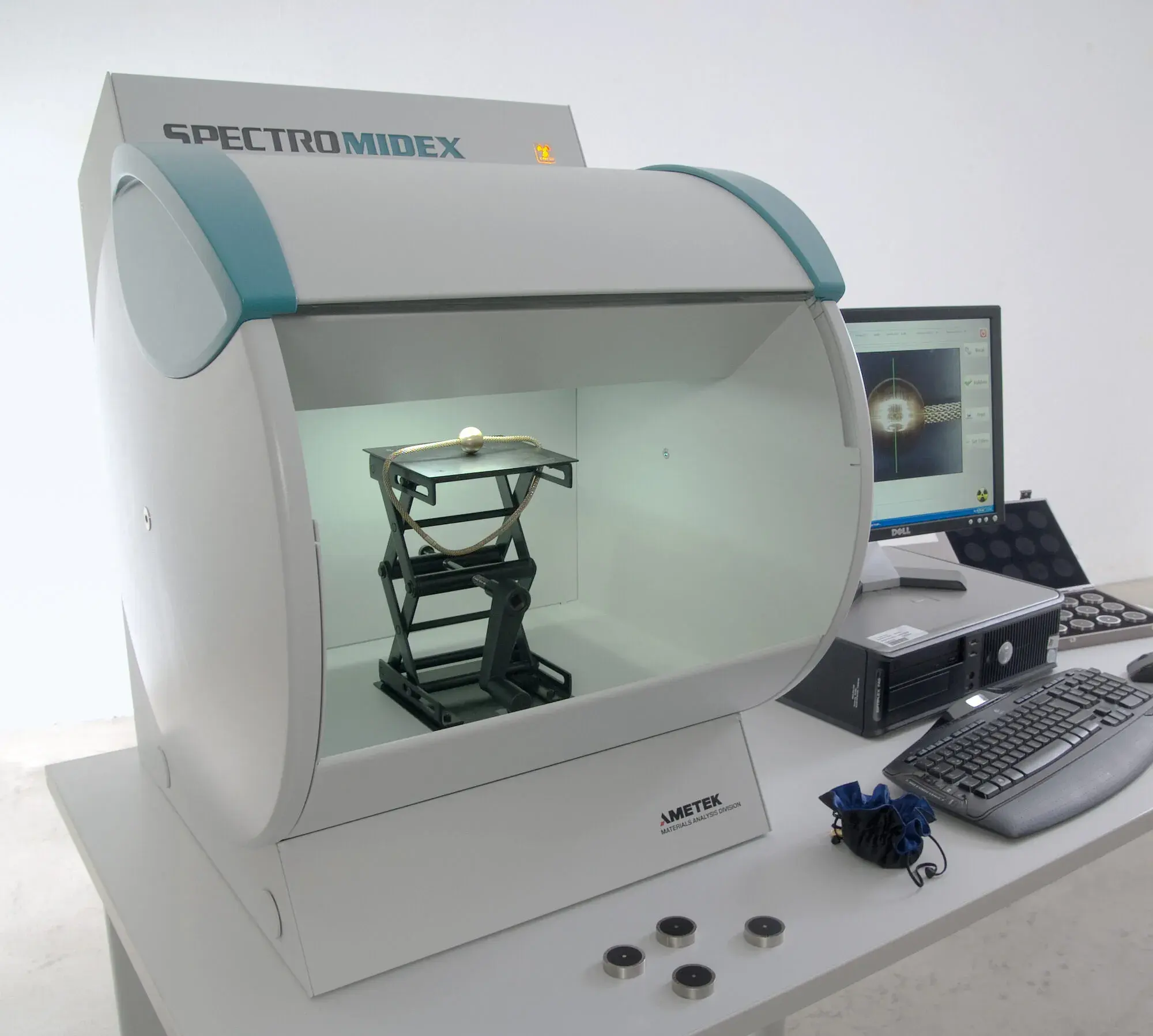 Spectro MIDEX XRF machine